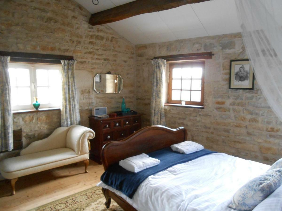Chat Noir Gite Et Chambre D'Hotes Genouille  외부 사진